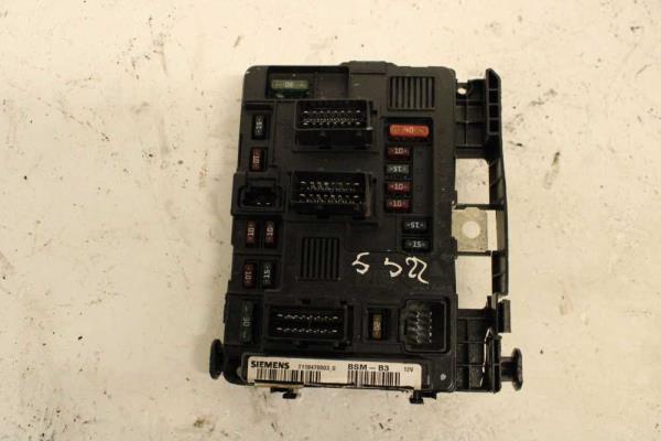 BOITIER ELECTRONIQUE CITROEN / PEUGEOT BSM-B3 - Vue 1